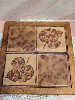 Vintage Ceramic Leaf Tile Trivet in Brown and Tan